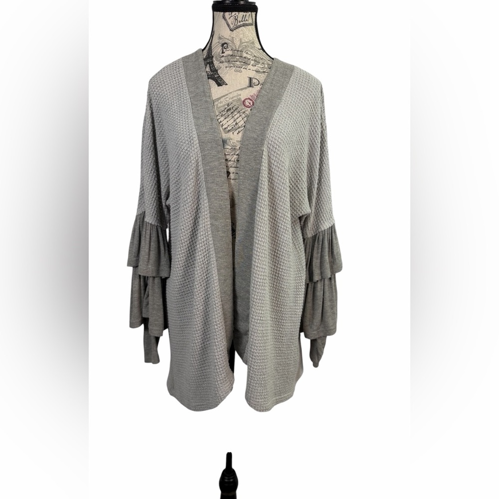 L. Love Chic Gray Open Front Cardigan with Ruffled Sleeves Size M Boho Chic